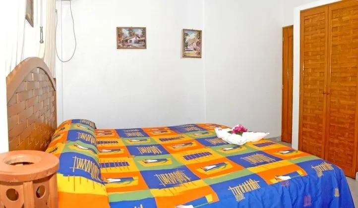 Süit (No Kitchenette)