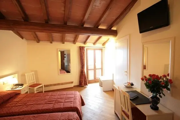 Tek Büyük Yataklı Oda, Balkon
