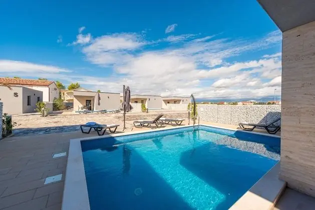 Exclusive Villa (A2)