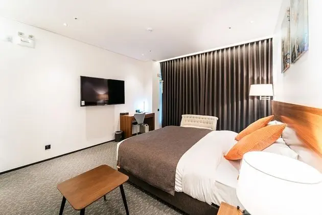 Deluxe Tek Büyük Yataklı Oda, 1 En Büyük (King) Boy Yatak, Sigara İçilmez, Şehir Manzaralı