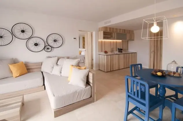 Grand Villa