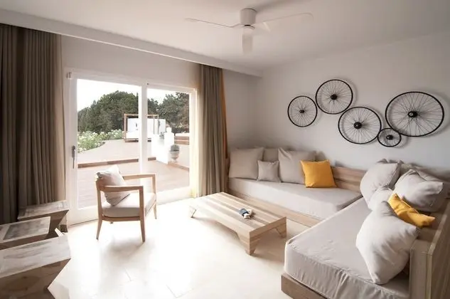Grand Villa