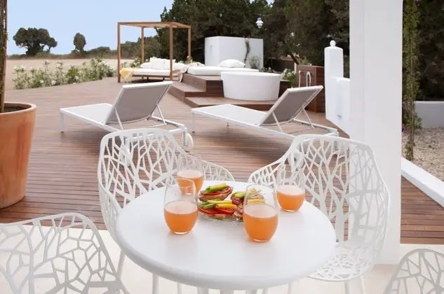 Grand Villa