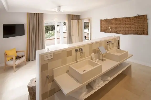Grand Villa