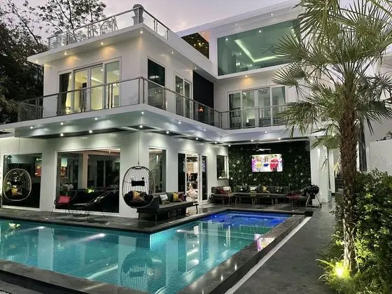 Grand Villa, Birden Çok Yatak Odası, Sauna