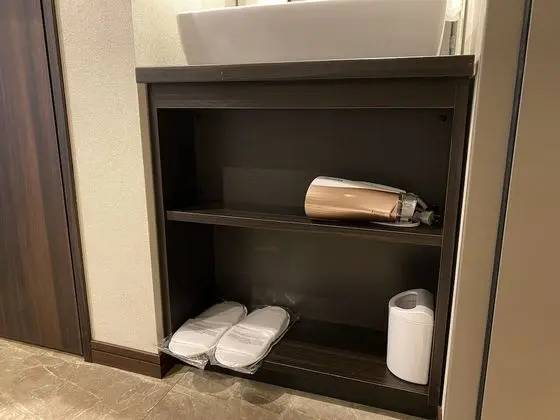 İki Ayrı Yataklı Oda, Özel Banyo (Hollywood)