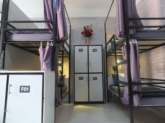 Ortak Ranzalı Oda, Sadece kadınlar için