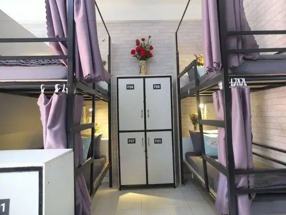 Ortak Ranzalı Oda, Sadece kadınlar için