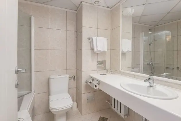 Basic İki Ayrı Yataklı Oda, Balkon, Kısmi Deniz Manzaralı