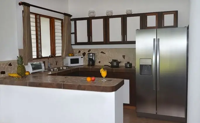 Luxury Villa, 3 Yatak Odası, Denize Sıfır
