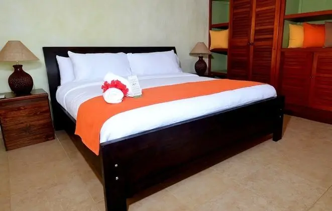 Luxury Villa, 3 Yatak Odası, Denize Sıfır