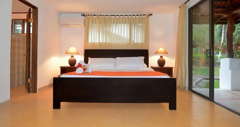 Luxury Villa, 3 Yatak Odası, Denize Sıfır