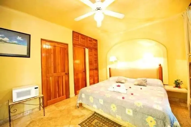 Studio King Bed