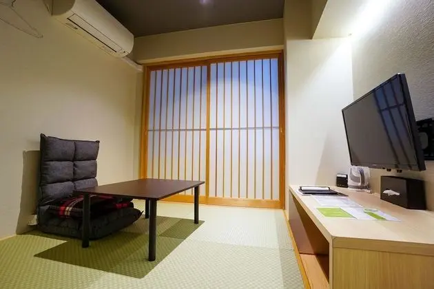 Traditional Oda, Japon Şiltesi, Ortak Banyo (Japanese Style for 2 People)