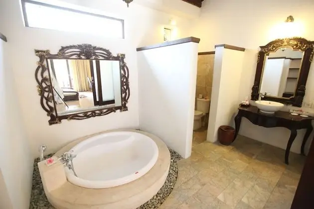 Jacuzzi Villa