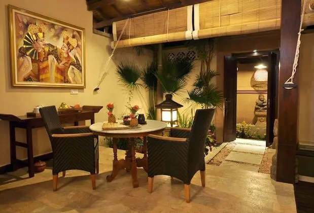 Jacuzzi Villa
