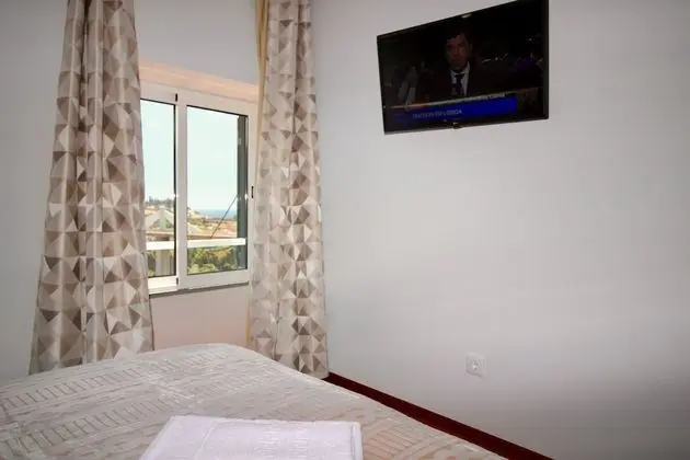 Apart Daire, Havuz Manzaralı