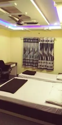Deluxe Üç Kişilik Oda