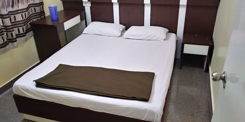 Tek Büyük Yataklı Oda