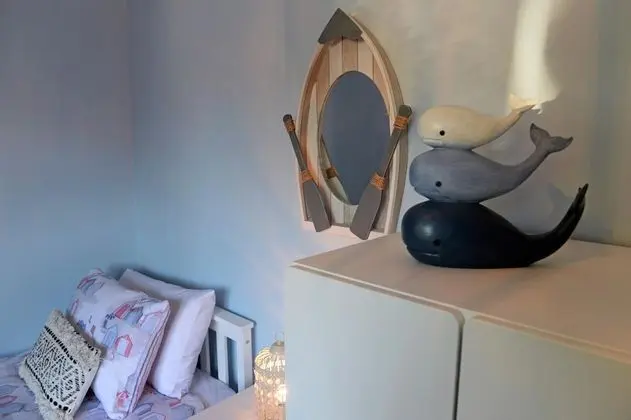 Ev