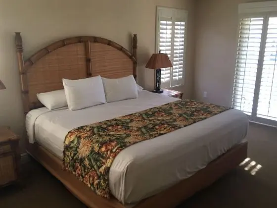 Townhome, 4 Bedrooms Non ADA (3 bath)