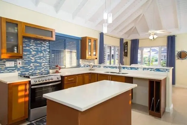 Superior Villa, Havuz Kullanımı, Bahçeli