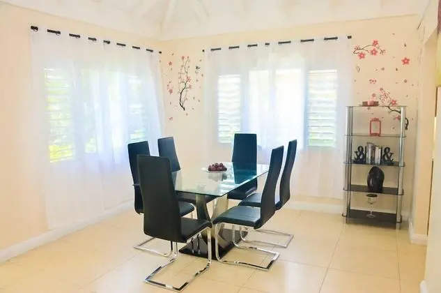 Superior Villa, Havuz Kullanımı, Bahçeli