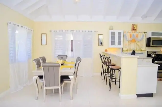 Superior Villa, Havuz Kullanımı, Bahçeli