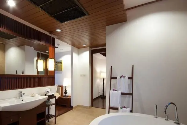 Sea Front Pool Villa