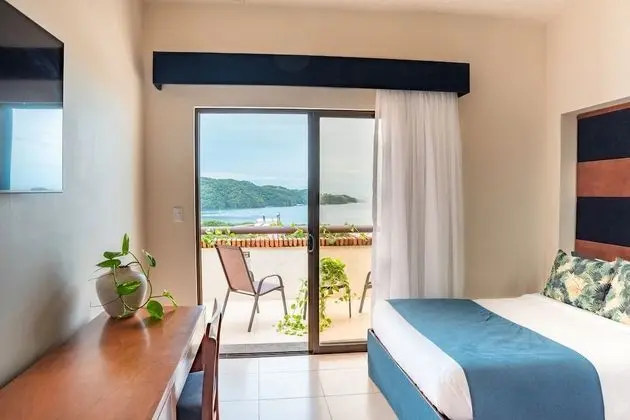 Deluxe Room, 2 Queen Beds, Ocean View