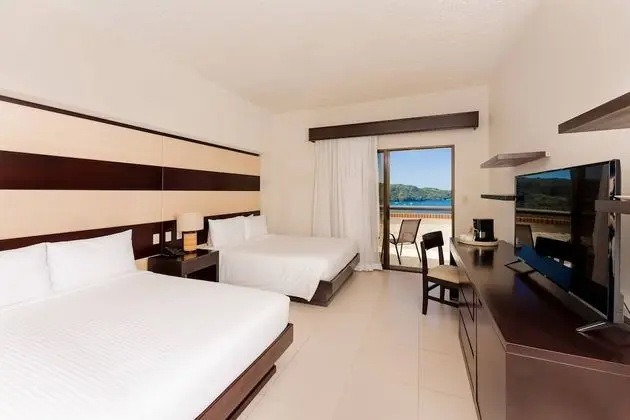 Club Room, Family Only, No Groups, Club Tour Included