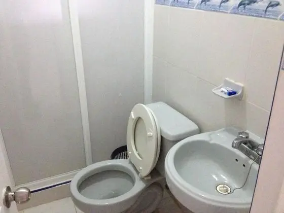 Tek Büyük Yataklı Oda, 2 Çift Kişilik Yatak