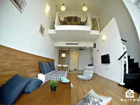 Dubleks (Modern Japanese Duplex Suite)
