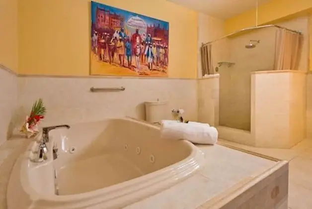 Premium Süit, 1 En Büyük (King) Boy Yatak, Okyanus Manzaralı (Jacuzzi)