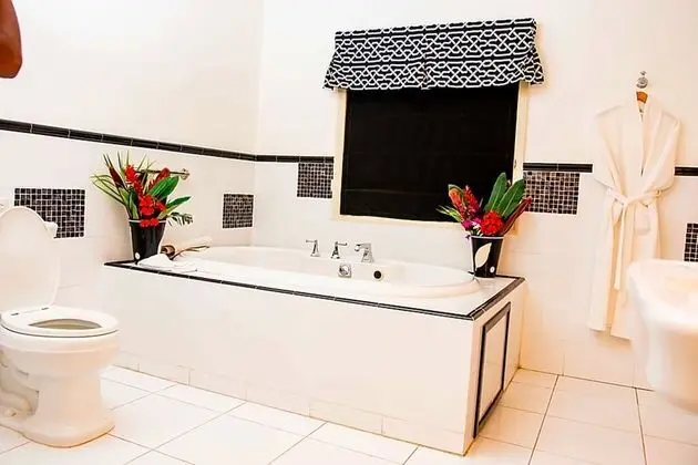 Premium Süit, 1 En Büyük (King) Boy Yatak, Okyanus Manzaralı (Jacuzzi)