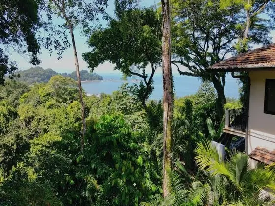 2 Bedroom Villa. Private pool and Air Conditioning