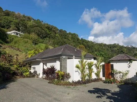 2 Bedroom Villa. Private pool and Air Conditioning