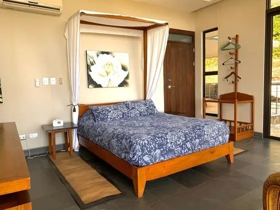 Deluxe House, 3 Bedrooms, Private Pool, CASA TRES NIÑAS