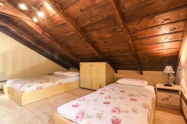 Traditional Villa (Agapi)