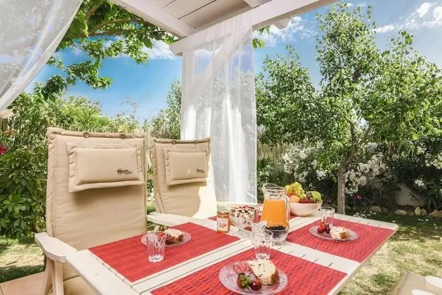 Traditional Villa (Fos)