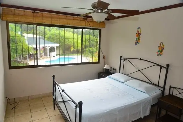 Deluxe Villa, Birden Çok Yatak, Sigara İçilmez, Havuz Manzaralı