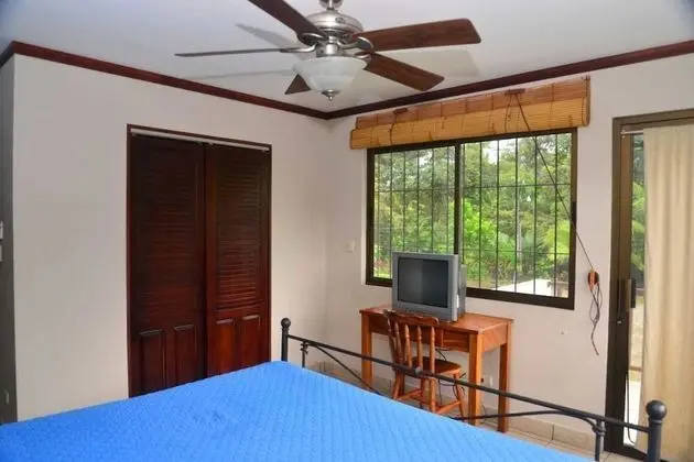 Deluxe Villa, Birden Çok Yatak, Sigara İçilmez, Havuz Manzaralı