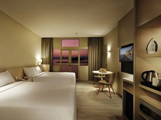 1 Çift Kişilik Veya 2 Tek Kişilik Yatak Premier Sea View