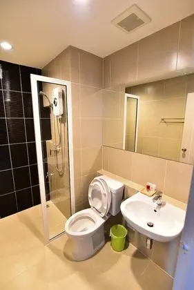 Deluxe Corner Room