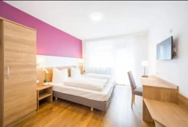 Comfort Tek Büyük veya İki Ayrı Yataklı Oda