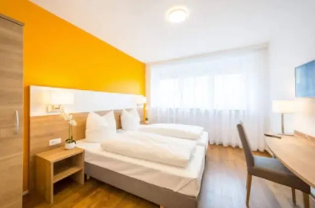 Comfort Tek Büyük veya İki Ayrı Yataklı Oda