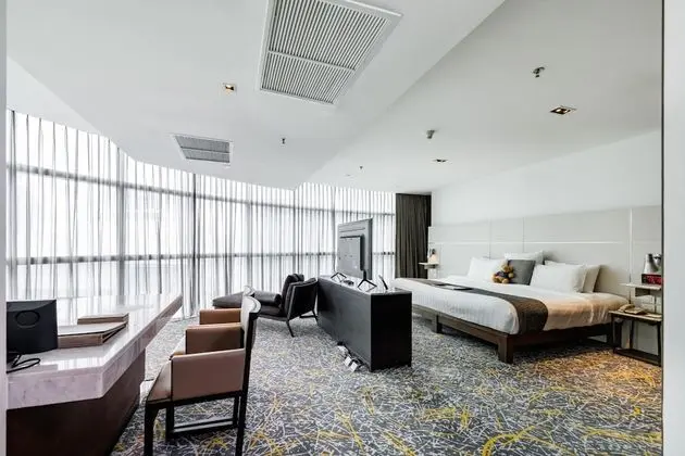 Panorama View Suite