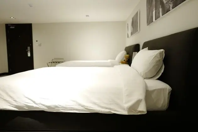 XL Suite with Jacuzzi