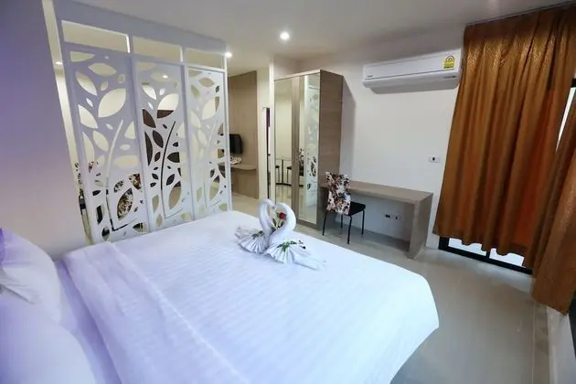 Deluxe Double Suite with Mountain View