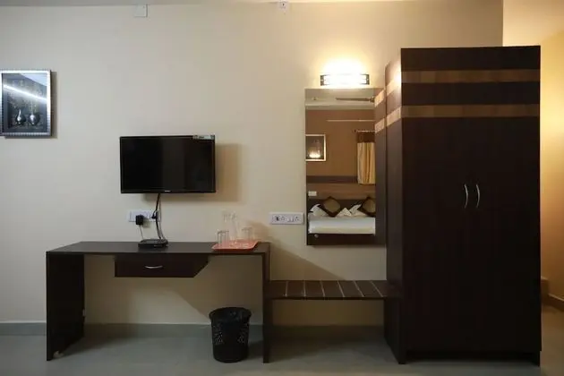 Standard Tek Büyük Yataklı Oda